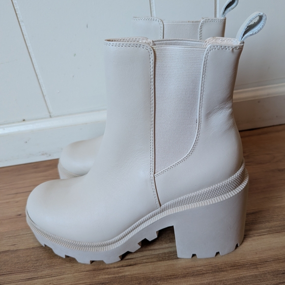 Steve Madden Cream Roxie Leather Chelsea Boot 9.5 - Picture 3 of 8